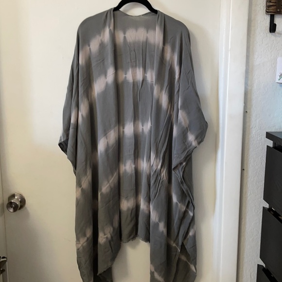 Sweaters - Boho Tie Dye kimono